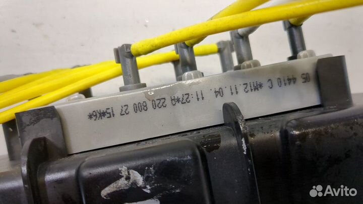 Компрессор центрального замка Mercedes S W220, 2005