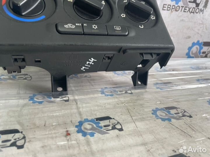 Блок управления печки/климат-контроля Opel Zafira