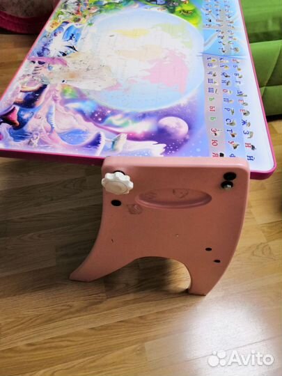 Детский стол и стульчик