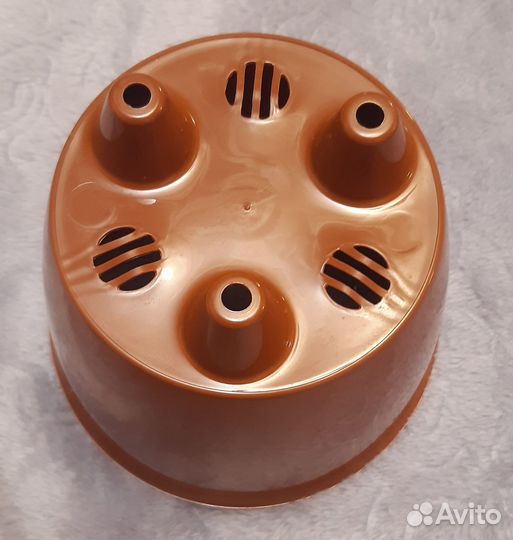 Цветочный горшок тройной многоярусный