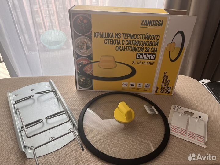 Держатель, крючки IKEA, крышка Zanussi