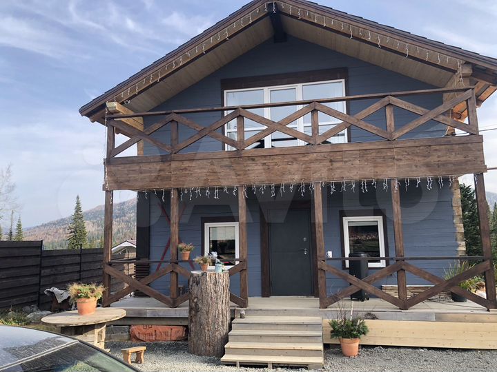 Коттедж 111 м² на участке 25,6 сот.