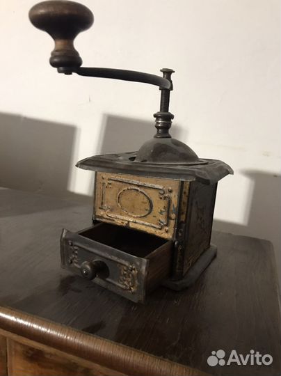 Старинная вещь