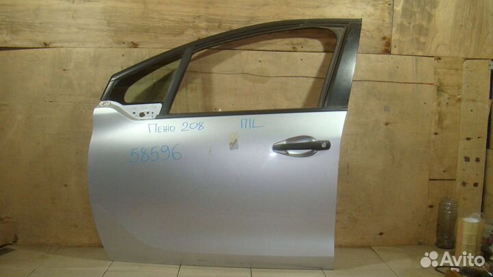 Дверь передняя левая Peugeot 208