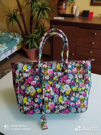 Сумка лакированная цветная