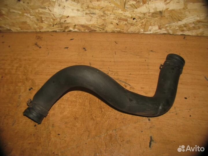 Патрубок радиатора Opel Astra J GTC