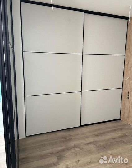 Шкаф купе стильный