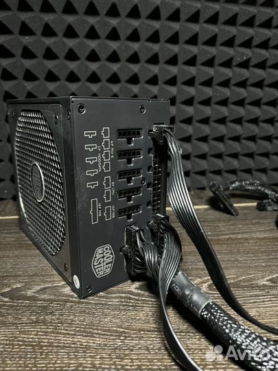 Блок питания cooler master v1000 80+ gold