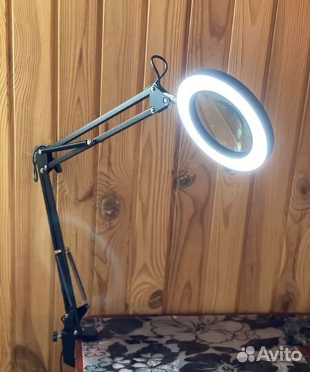 Лампа лупа светодиодная новая