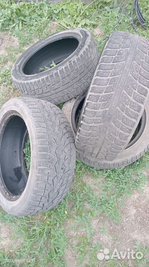 Toyo Observe G3-Ice 215/50 R17