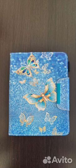 Универсальный чехол для электронных книг