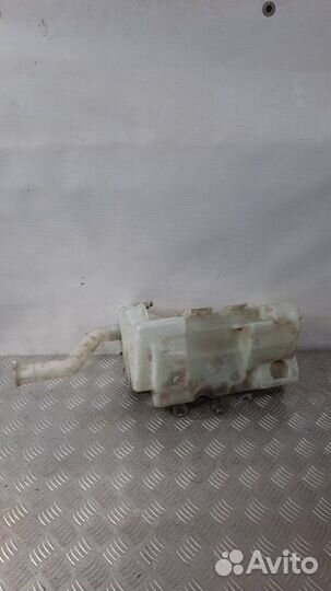 Бачок омывателя Mitsubishi Colt 6 хэтчбек 1.1 2007