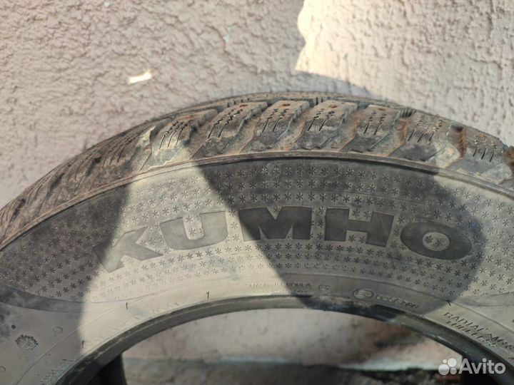 Kumho 722 225/65 R17
