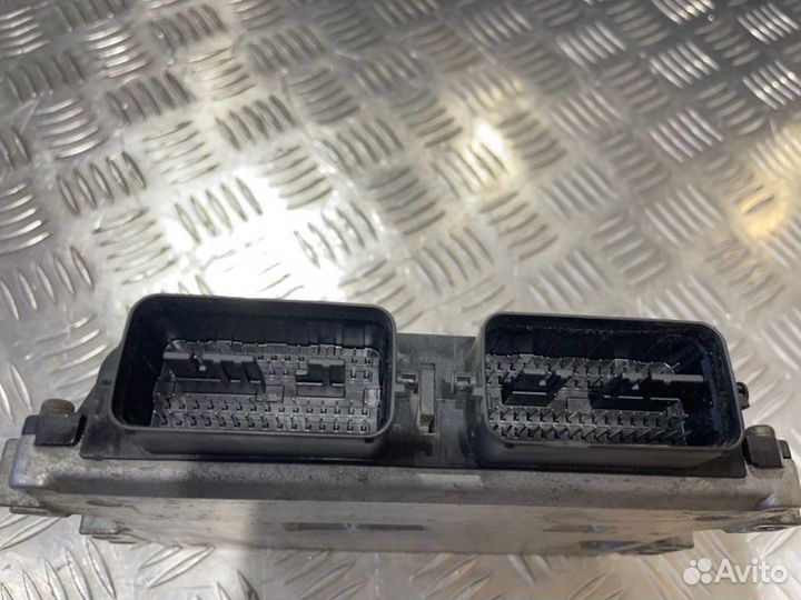 Блок управления двигателем Suzuki Grand Vitara