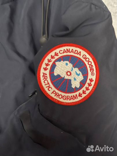 Зимняя куртка canada goose