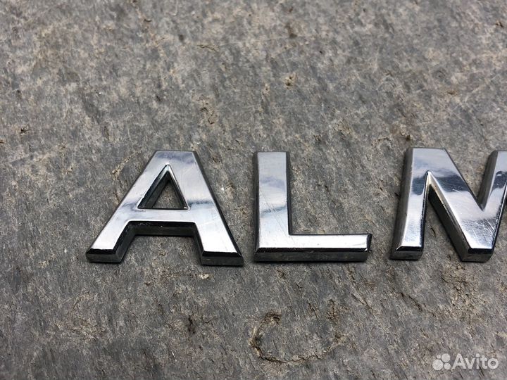 Надпись almera G15