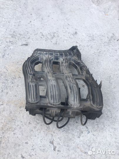 Впускной коллектор Priora ваз 2110/2112 1.6л 16К