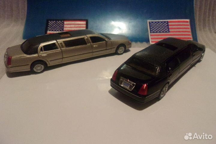 Цена 2-х.1999 Lincoln Town Stretch limousine.1/38