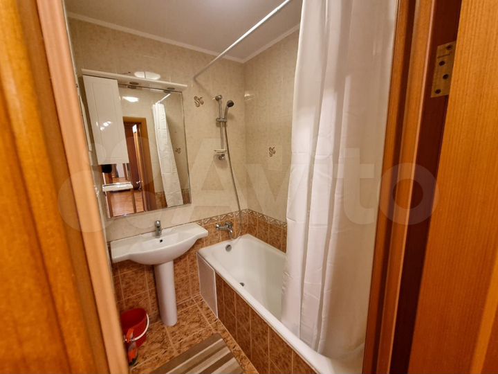 1-к. квартира, 42,2 м², 1/10 эт.