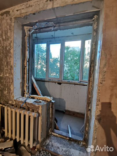 Оконный блок с дверью бу
