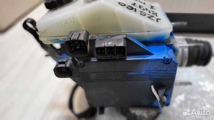 Главный тормозной целин.Toyota Aristo Lexus GS300