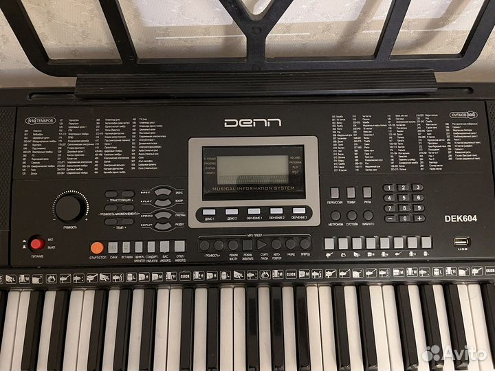 Синтезатор denn dek604
