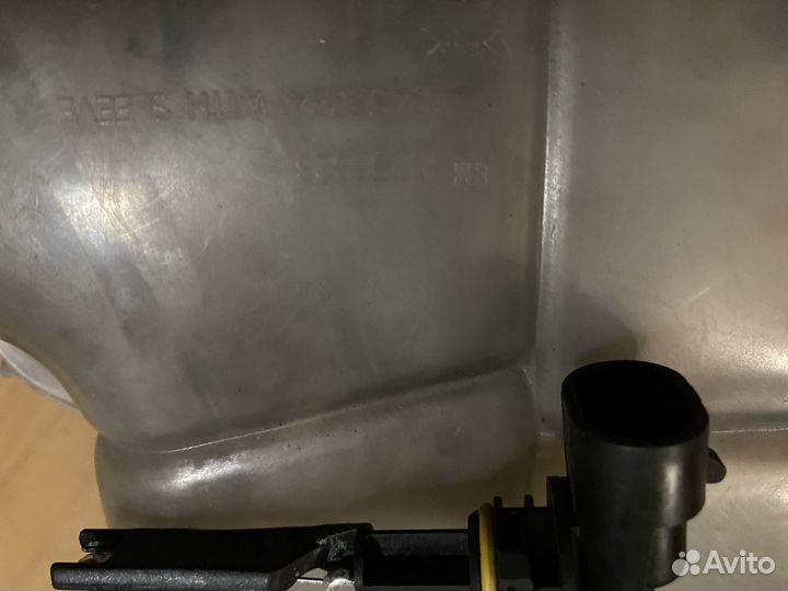 Бачок Антифриза-Ориг + датчик swag Opel astra j 20