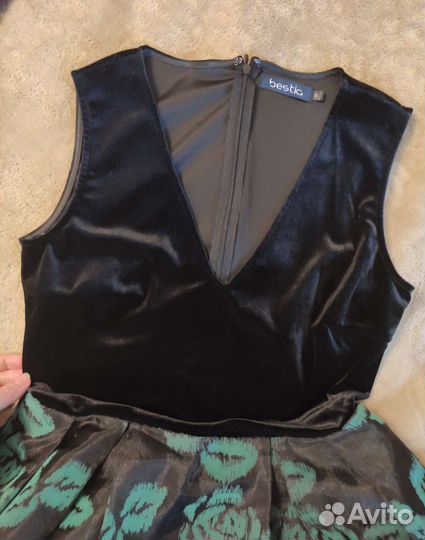 Вечернее платье