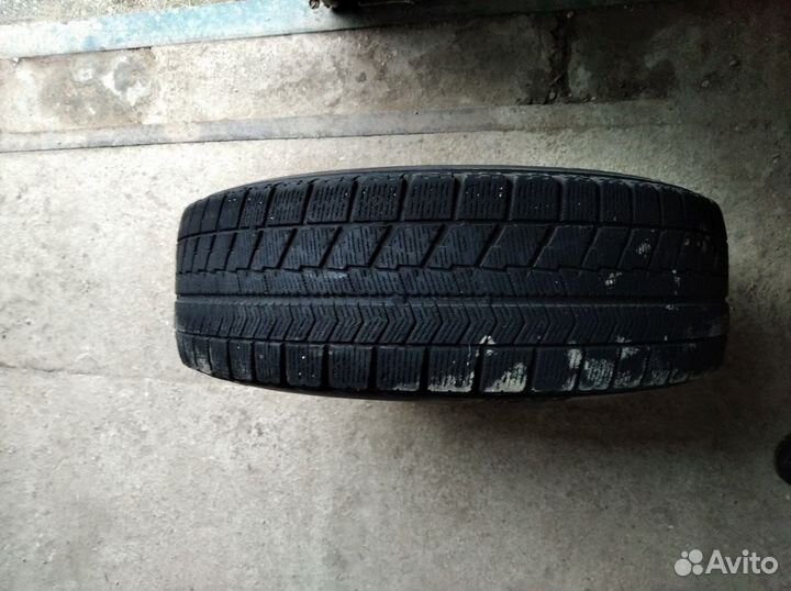 Bridgestone Blizzak DM-V1 175/70 R13 26M