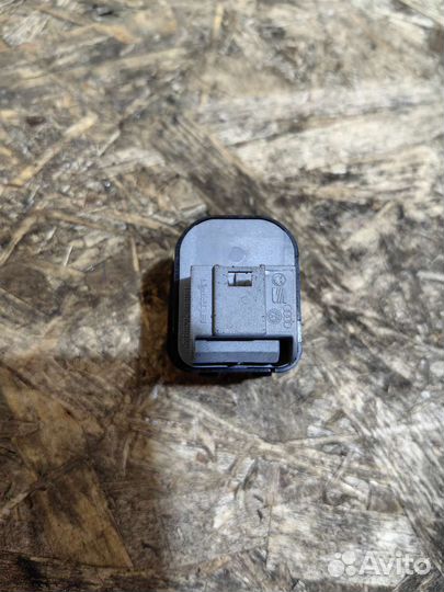 Блок Управления Зеркалами Пассат Б6 со складывание