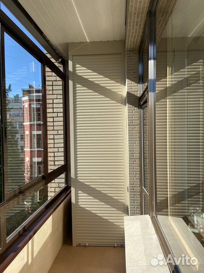 Шкаф с рольставнями на балкон по вашим размерам