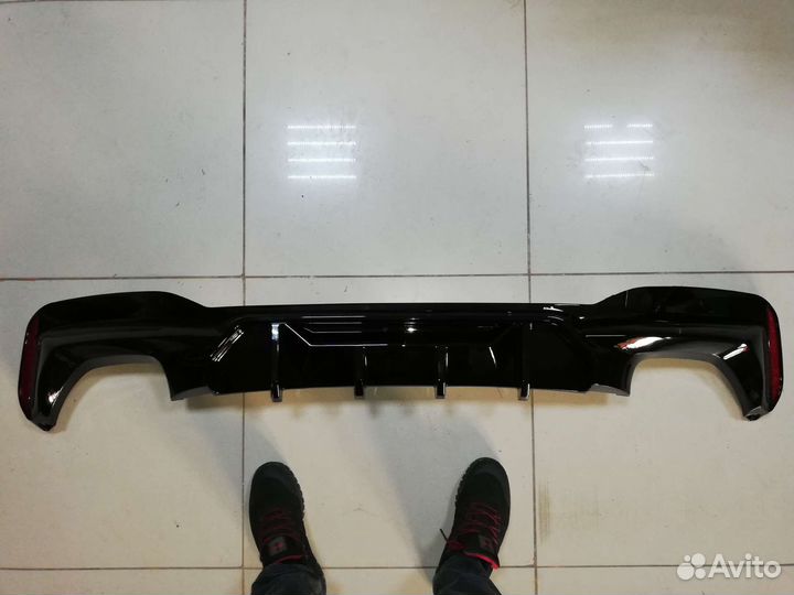 Диффузор на задний бампер