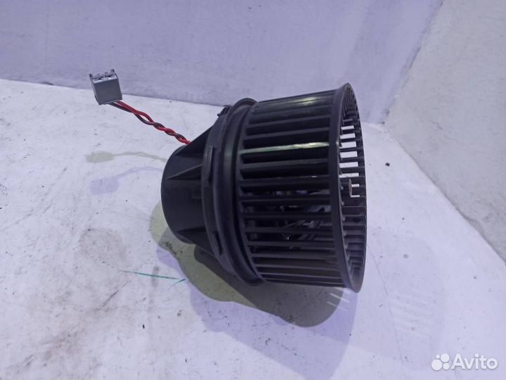 Моторчик печки Форд Focus 3