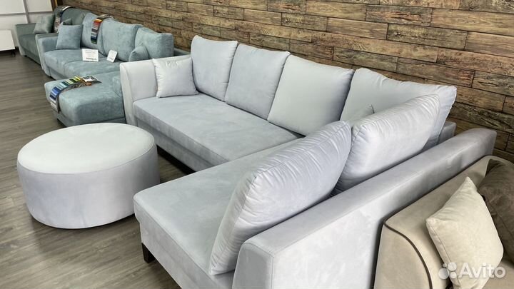 Диван с оттоманкой