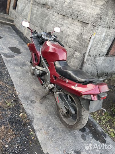 Кавасаки zzr400