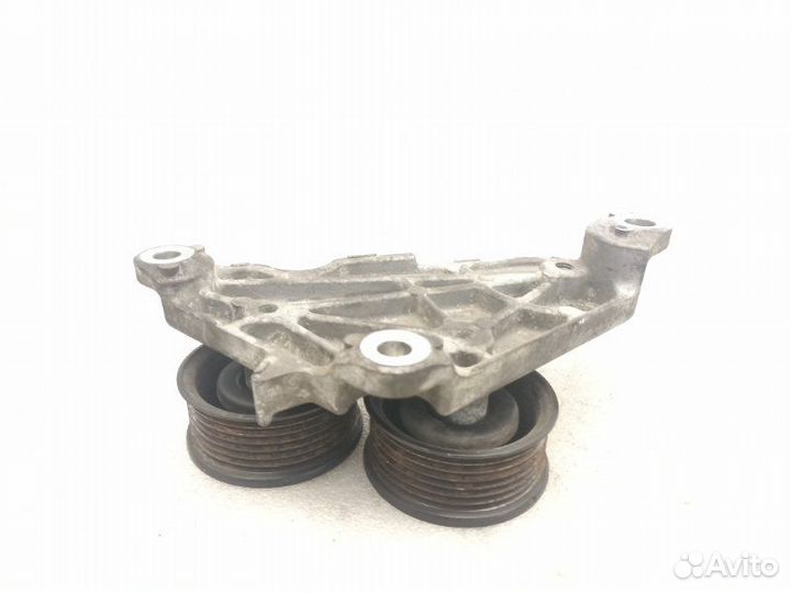 Кронштейн натяжного ролика Infiniti G37 V36 3.7