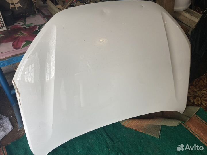 Капот лада Веста