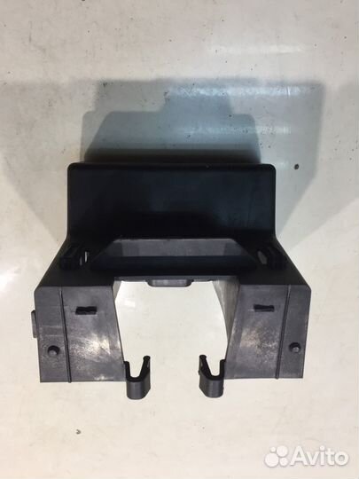 Кронштейн багажника (Mercedes-Benz M-class W166)