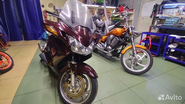 Honda pan eropean st1300