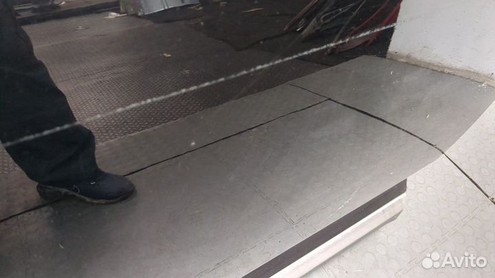 Дверь боковая левая передняя Volkswagen Touareg, 2008