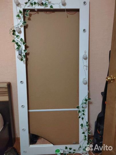 Зеркало с подсветкой в полный рост