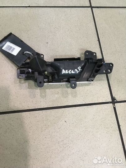 Ручка внутренняя задняя правая Audi а6 с6