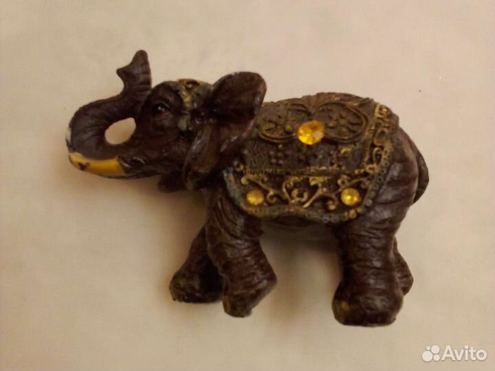 Статуэтка фигурка