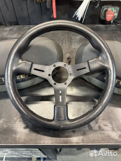 Руль Luisi Италия