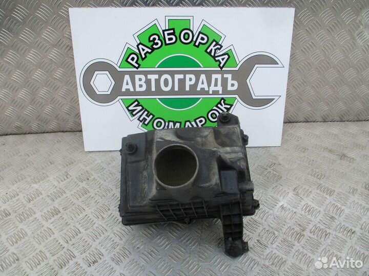 Корпус воздушного фильтра Ford Focus 2 1.8