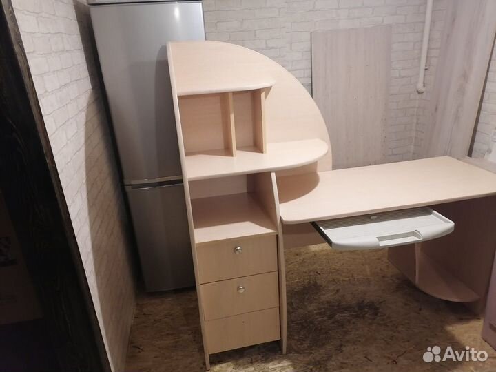 Компьютерный стол бу