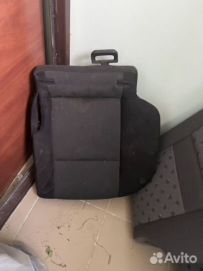 Сидения задние на Hyundai Getz 2008