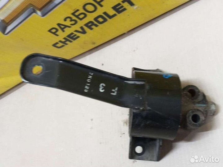 Подушка кпп Шевроле Реззо