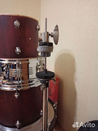 Стойки для ударной установки