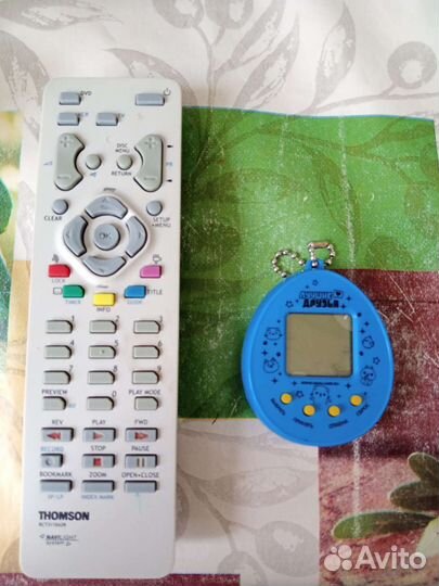 Пульт д/у и тамагочи